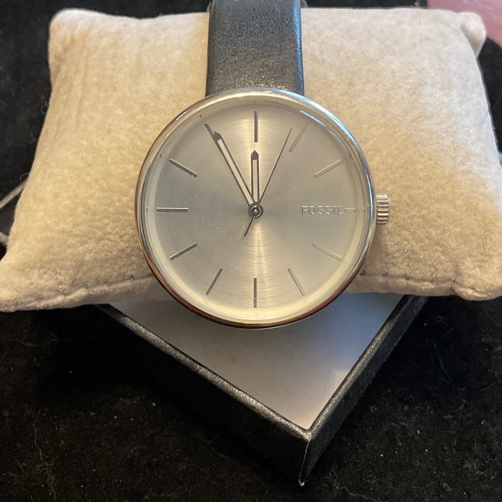 Fossil Classic Silver Dial with Black Strap